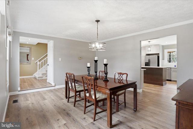 1808 CLOVERMEADOW DR, Vienna, VA 22182