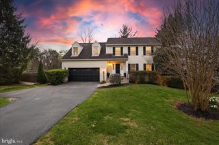 1808 CLOVERMEADOW DR, Vienna, VA 22182