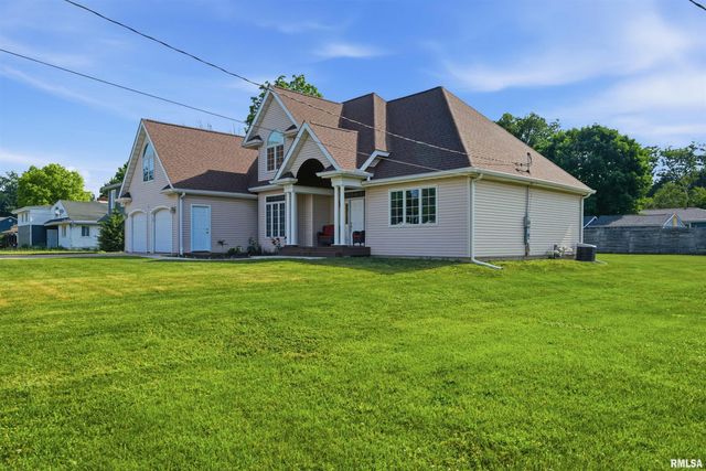 211 WAGNER Street, Washington, IL 61571