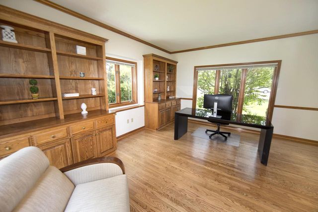 10431 N Gazebo Hill PARKWAY E, Mequon, WI 53092