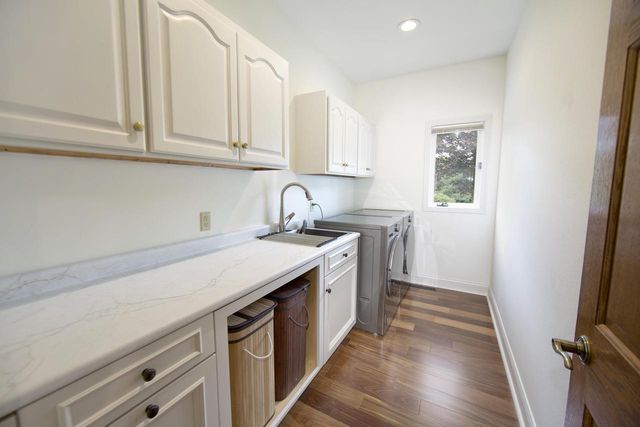 10431 N Gazebo Hill PARKWAY E, Mequon, WI 53092