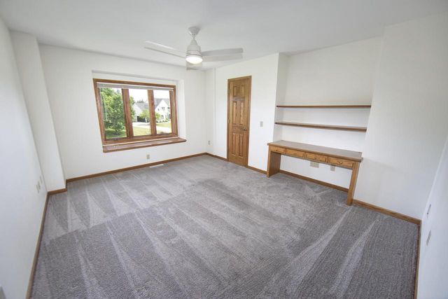 10431 N Gazebo Hill PARKWAY E, Mequon, WI 53092