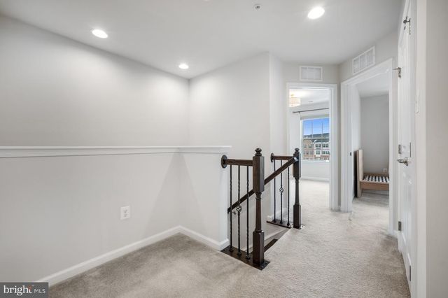 13634 CROSSBILL ALY, Clarksburg, MD 20871