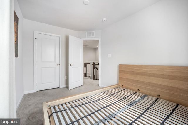 13634 CROSSBILL ALY, Clarksburg, MD 20871