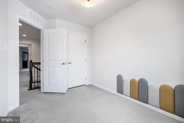 13634 CROSSBILL ALY, Clarksburg, MD 20871