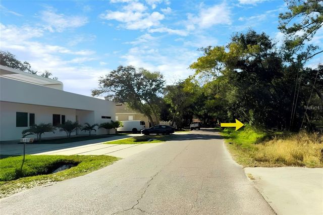 6806 NEW YORK DRIVE Lot B, Tampa, FL 33619