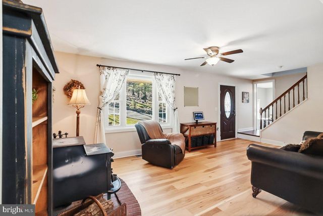 232 BRIARWOOD DR, Elverson, PA 19520