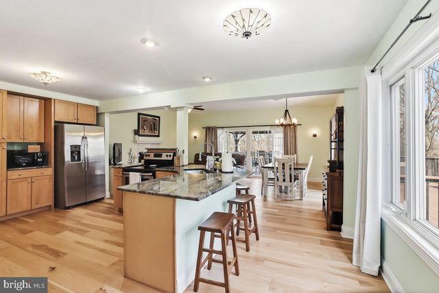 232 BRIARWOOD DR, Elverson, PA 19520