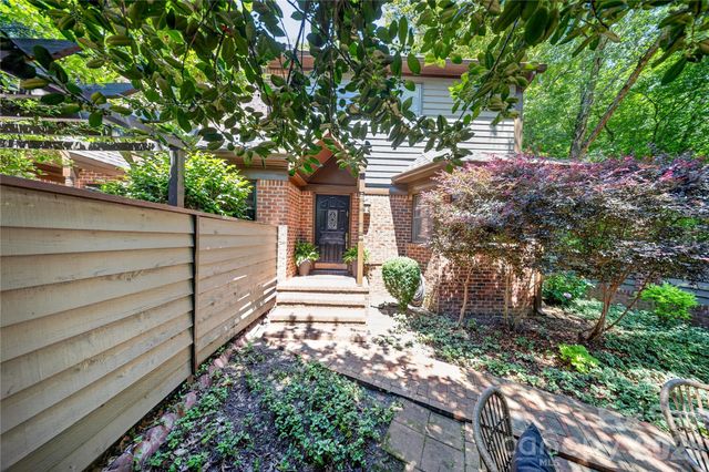 7407 Newmans Lane, Charlotte, NC 28270