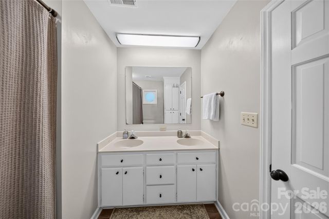 7407 Newmans Lane, Charlotte, NC 28270
