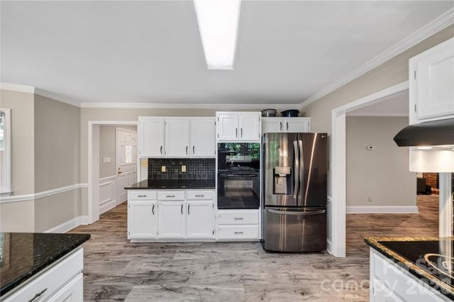 7407 Newmans Lane, Charlotte, NC 28270