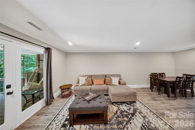 7407 Newmans Lane, Charlotte, NC 28270