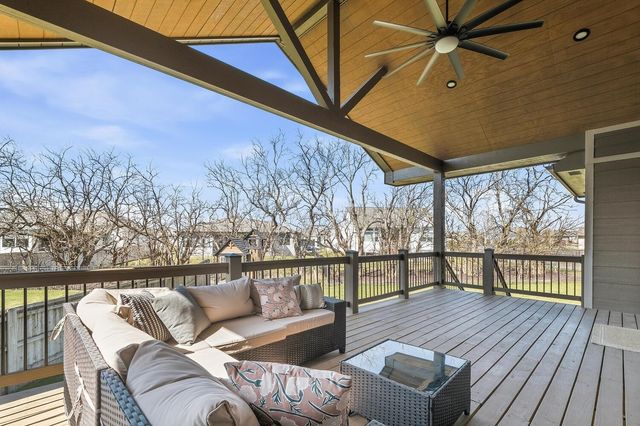 2609 N Sandstone St, Andover, KS 67002