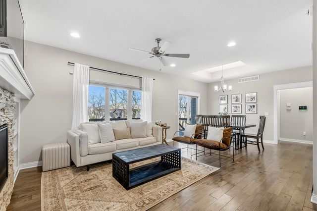 2609 N Sandstone St, Andover, KS 67002