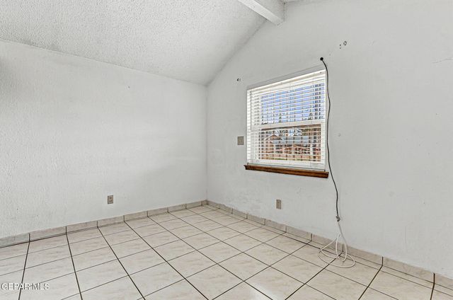 9753 STAUBACH Drive, El Paso, TX 79927