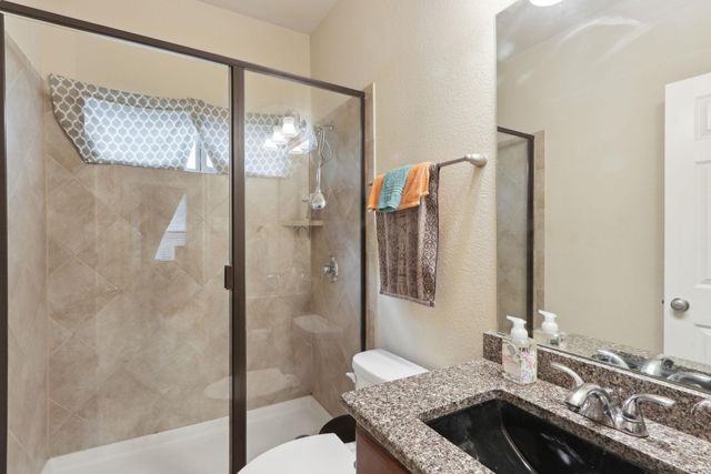 7233 Menchaca RD 22, Austin, TX 78745