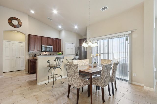 7233 Menchaca RD 22, Austin, TX 78745
