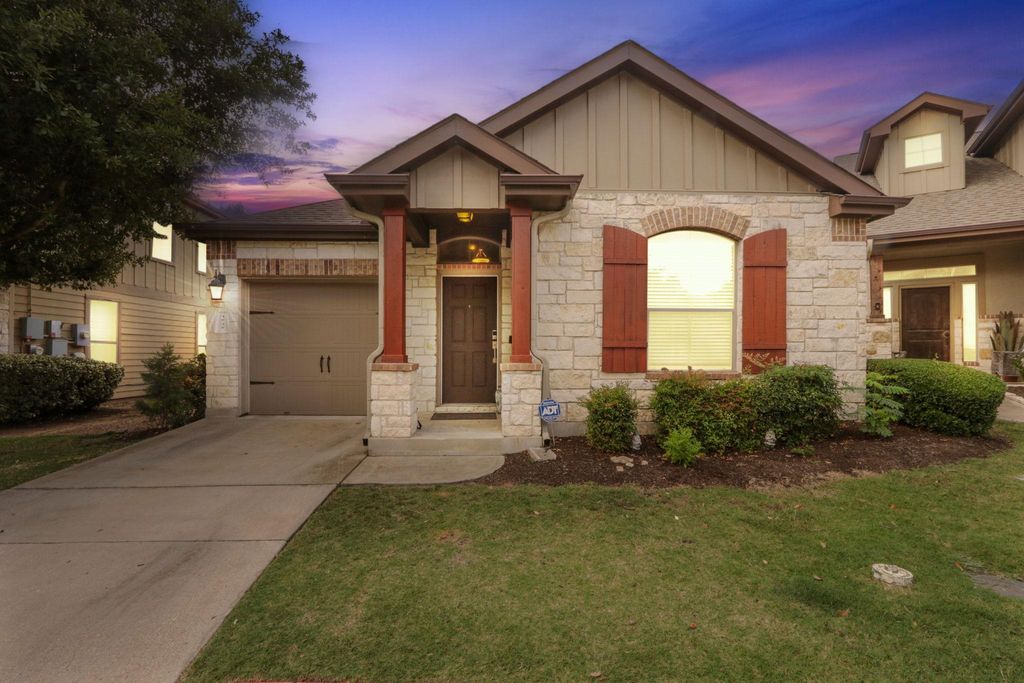7233 Menchaca RD 22, Austin, TX 78745