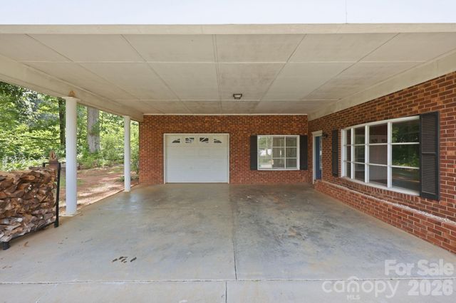 355 Swink Avenue, Salisbury, NC 28147