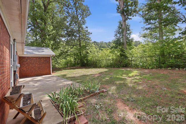 355 Swink Avenue, Salisbury, NC 28147