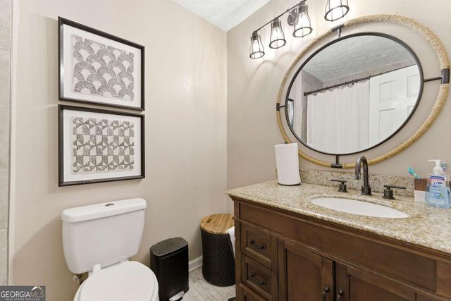 406 Hidden Valley Ct SE, Conyers, GA 30094