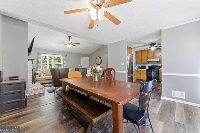 406 Hidden Valley Ct SE, Conyers, GA 30094