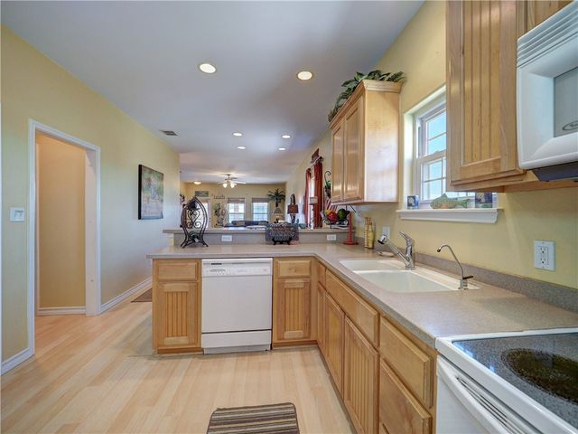 109 Beachwalk, Port Aransas, TX 78373