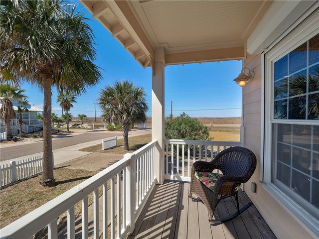 109 Beachwalk, Port Aransas, TX 78373