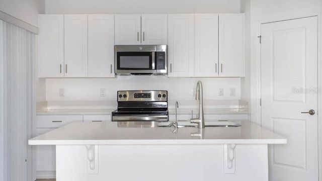 4720 BABYS BREATH PLACE, Lake Hamilton, FL 33851