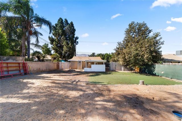 527 7th, Norco, CA 92860