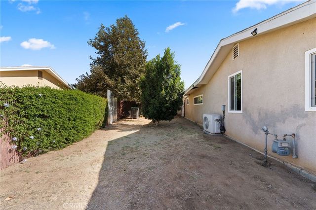 527 7th, Norco, CA 92860
