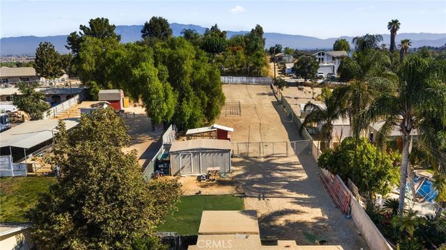 527 7th, Norco, CA 92860