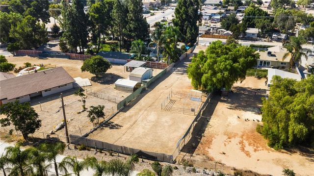 527 7th, Norco, CA 92860