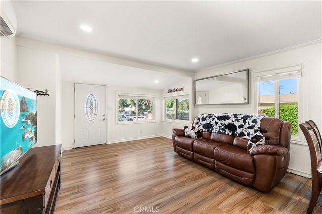 527 7th, Norco, CA 92860