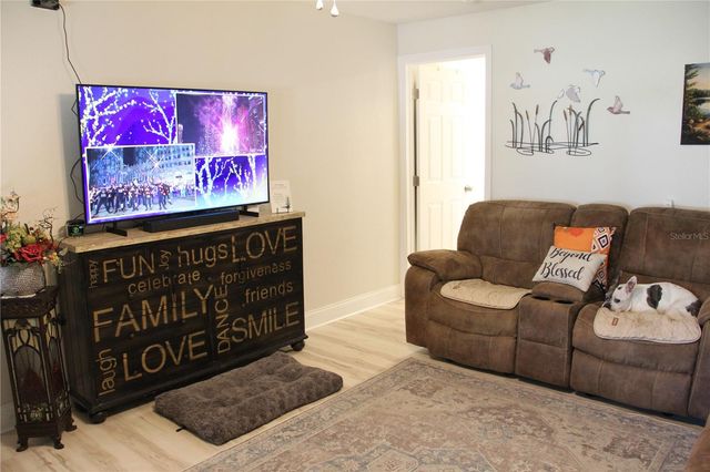 624 SHOWALTER AVENUE, Punta Gorda, FL 33950