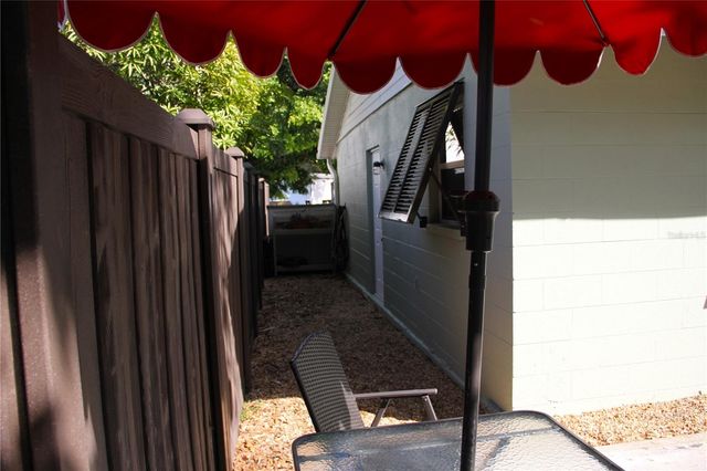 624 SHOWALTER AVENUE, Punta Gorda, FL 33950