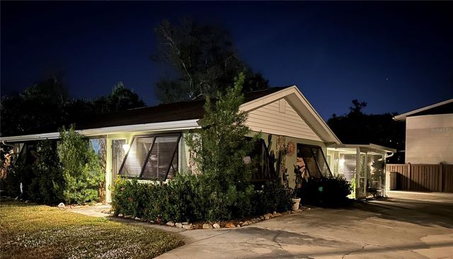 624 SHOWALTER AVENUE, Punta Gorda, FL 33950