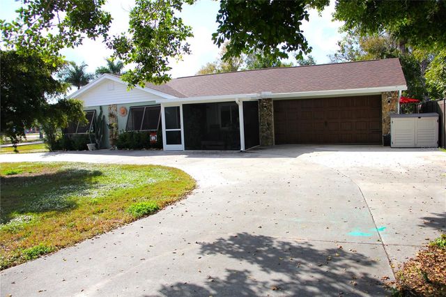 624 SHOWALTER AVENUE, Punta Gorda, FL 33950