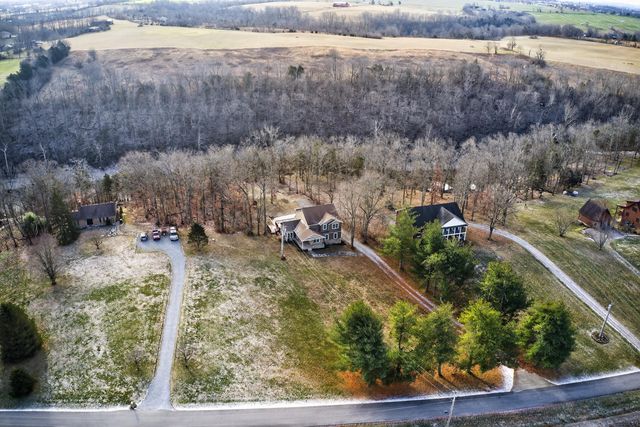 315 Lakeland Drive, Harrodsburg, KY 40330