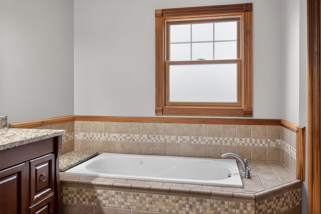 315 Lakeland Drive, Harrodsburg, KY 40330