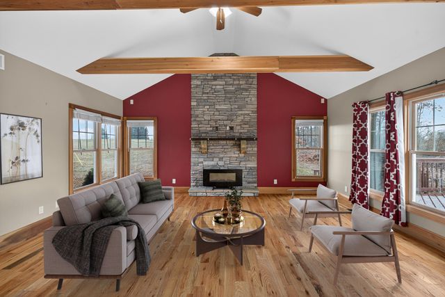 315 Lakeland Drive, Harrodsburg, KY 40330