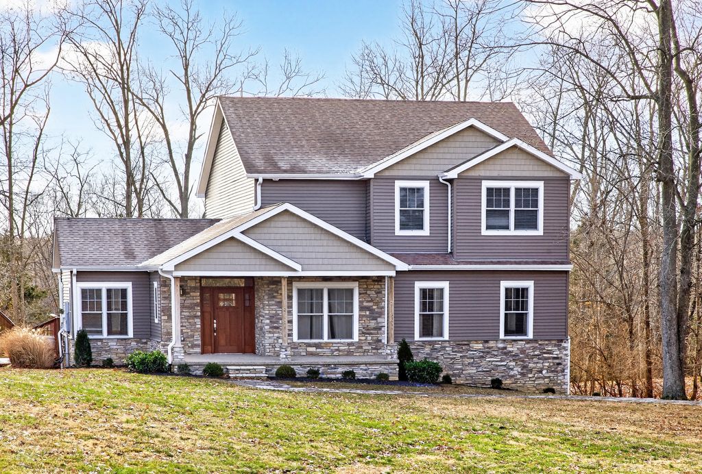 315 Lakeland Drive, Harrodsburg, KY 40330