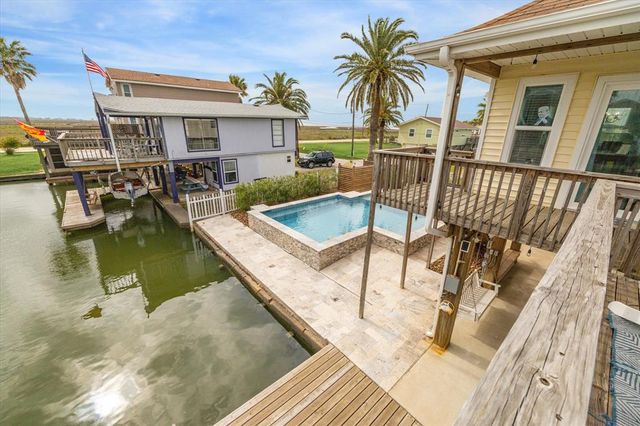 16715 Montego Way, Jamaica Beach, TX 77554