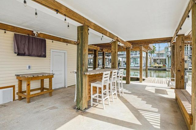 16715 Montego Way, Jamaica Beach, TX 77554