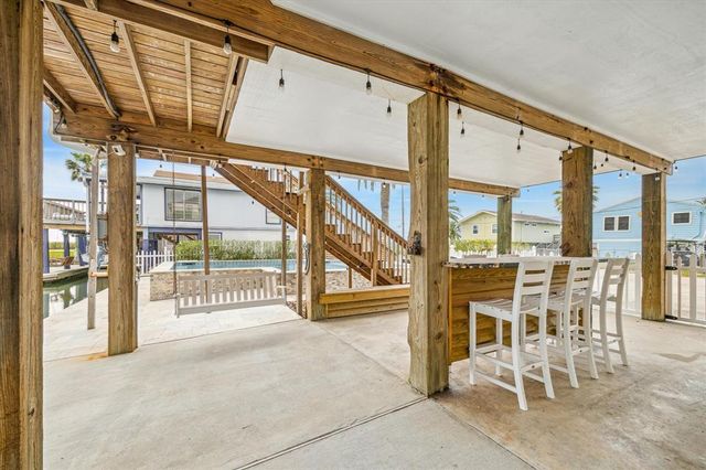 16715 Montego Way, Jamaica Beach, TX 77554