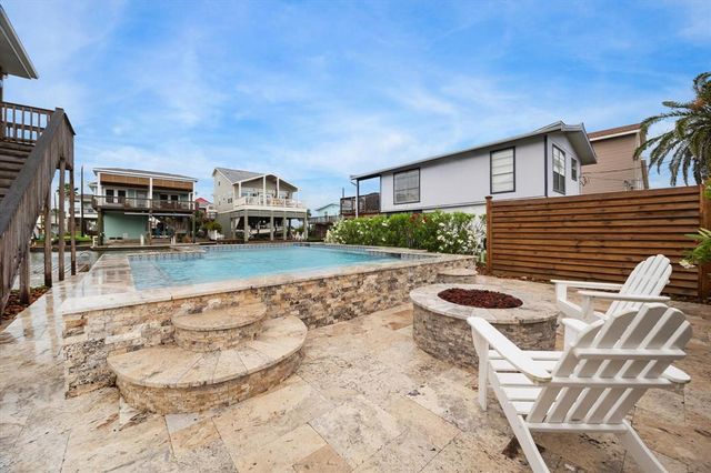 16715 Montego Way, Jamaica Beach, TX 77554