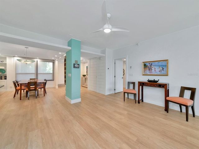 1255 N GULFSTREAM AVENUE 204, Sarasota, FL 34236