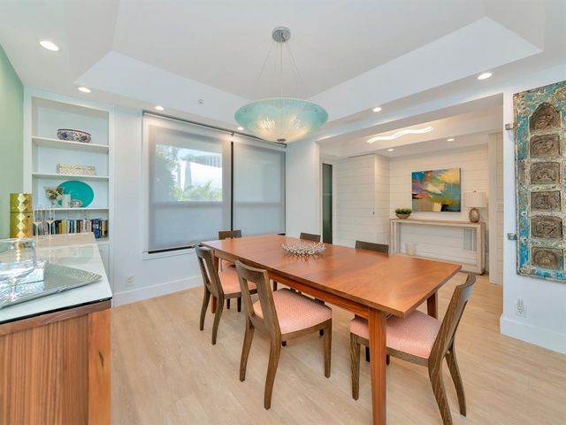 1255 N GULFSTREAM AVENUE 204, Sarasota, FL 34236