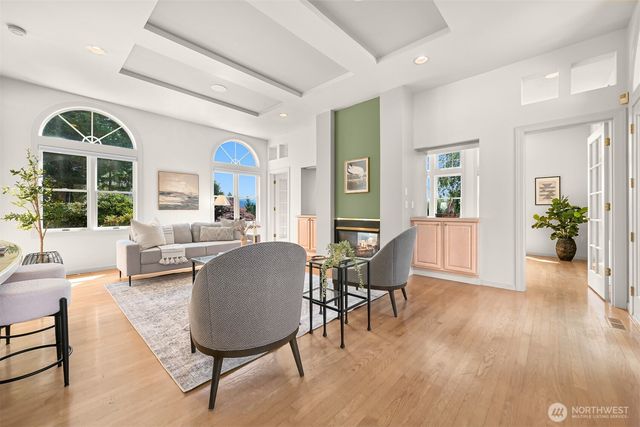 4355 Gooding Avenue, Bellingham, WA 98226