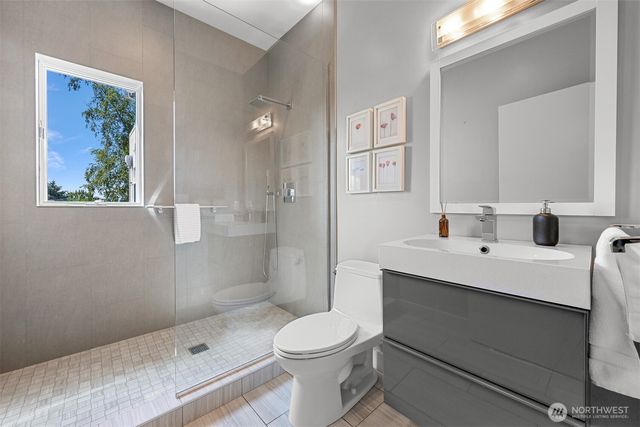 4355 Gooding Avenue, Bellingham, WA 98226